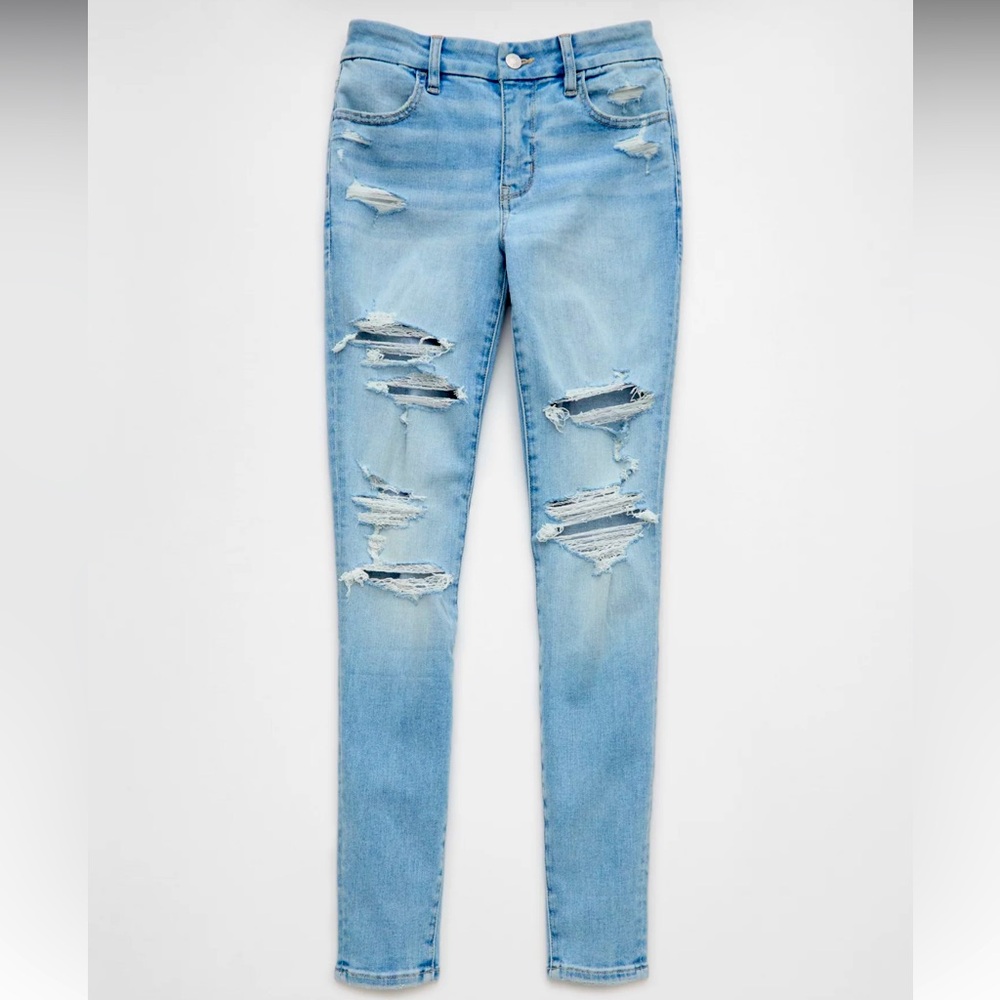 Stylish Light Blue Distressed Women Jeans
